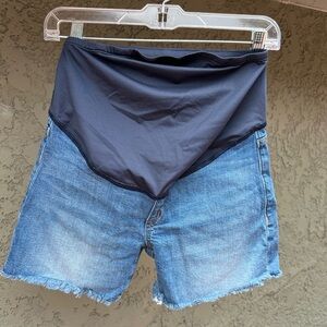 Madewell Maternity Over-the-Belly Denim Shorts in Lavista Wash